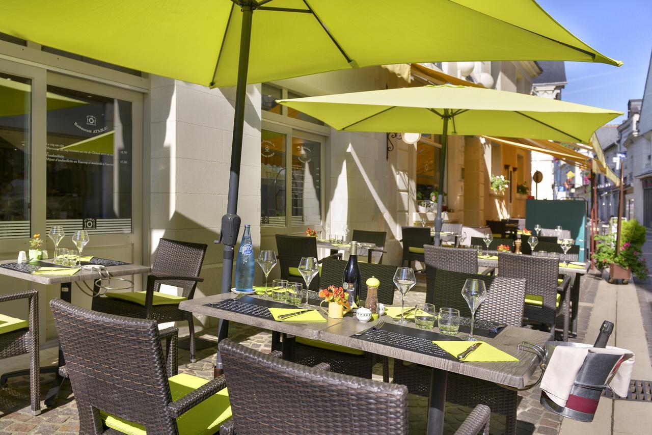 Logis Hotel Restaurant La Boule D'Or Шинон Екстер'єр фото